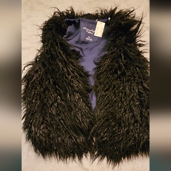 American Eagle Outfitters Sweaters - American Eagle Vintage Shag Vest BNWT